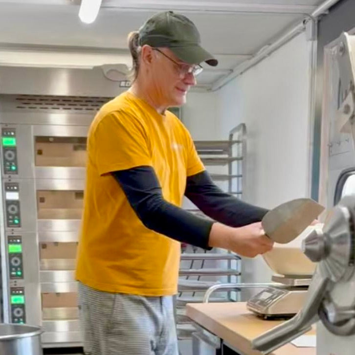 Warum das Backen von Kaffeekirsche-Tonka-Gebäck mehr über Erfolg verrät als ein Foto im Ferrari